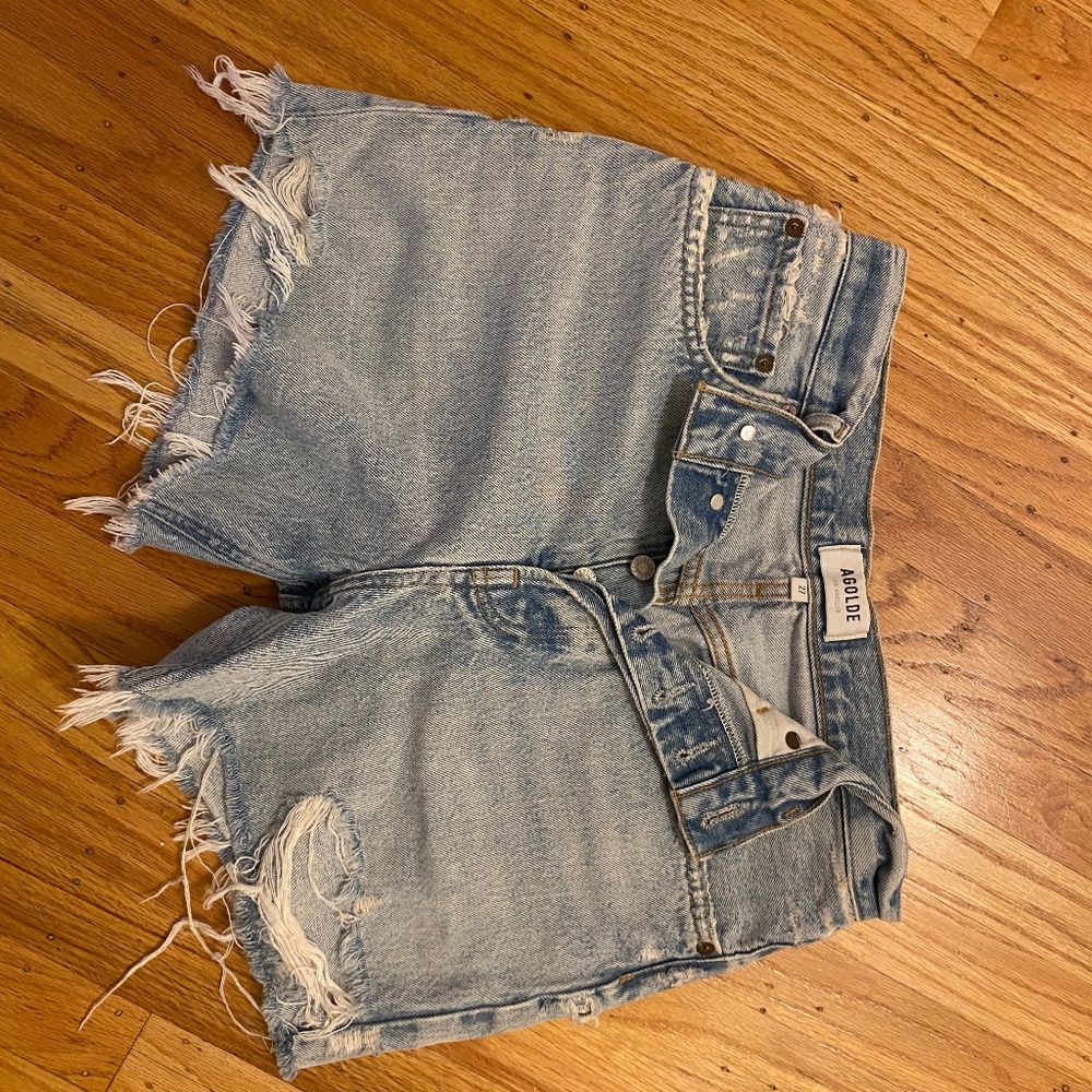 Agolde Riley size 27 high waisted shorts
